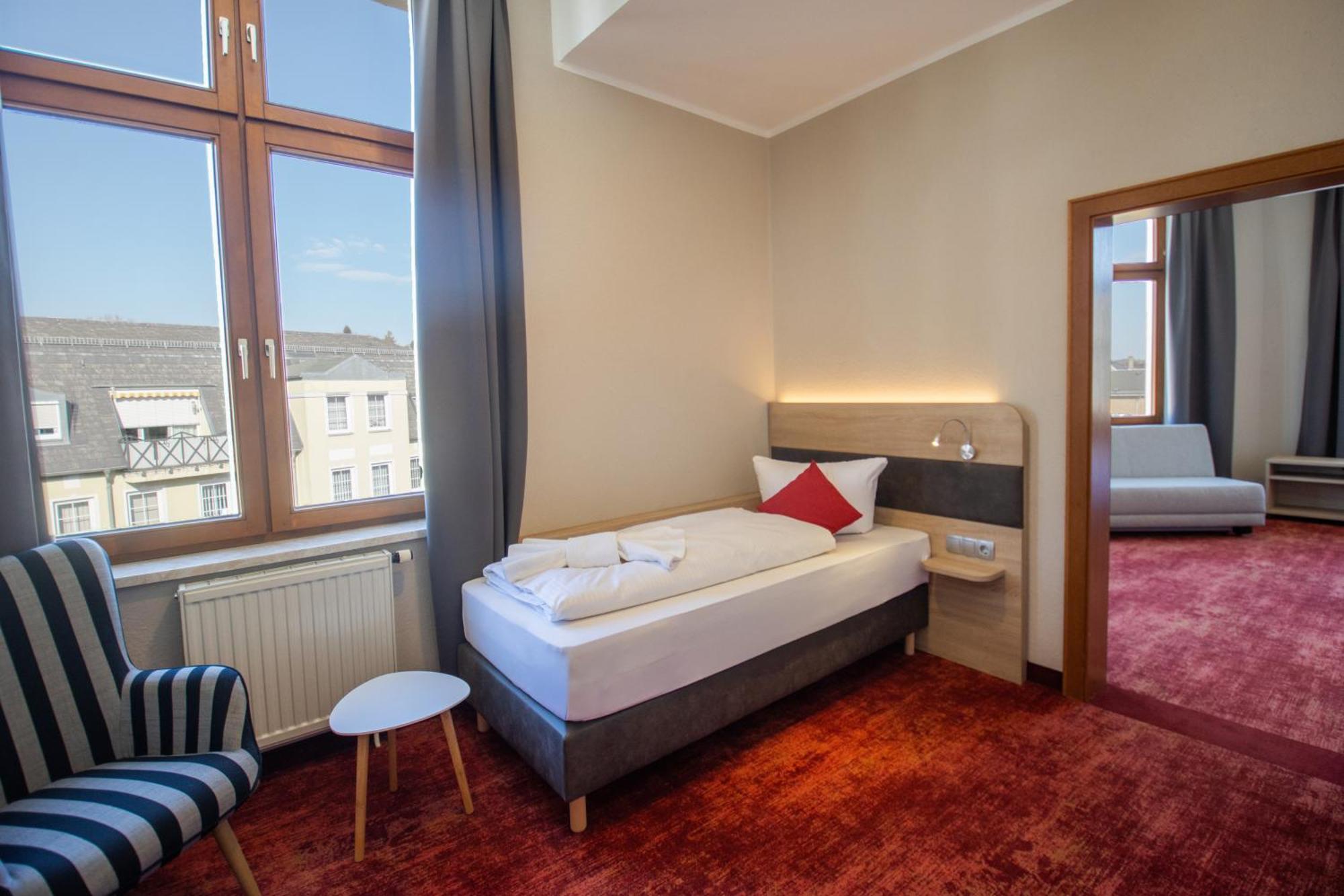 Hotel Lengenfelder Hof Lengenfeld  Экстерьер фото
