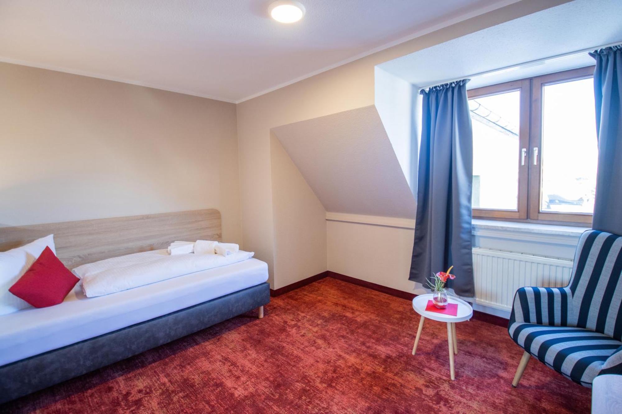 Hotel Lengenfelder Hof Lengenfeld  Экстерьер фото