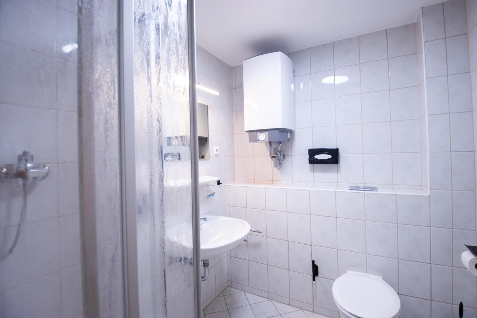 Hotel Lengenfelder Hof Lengenfeld  Экстерьер фото