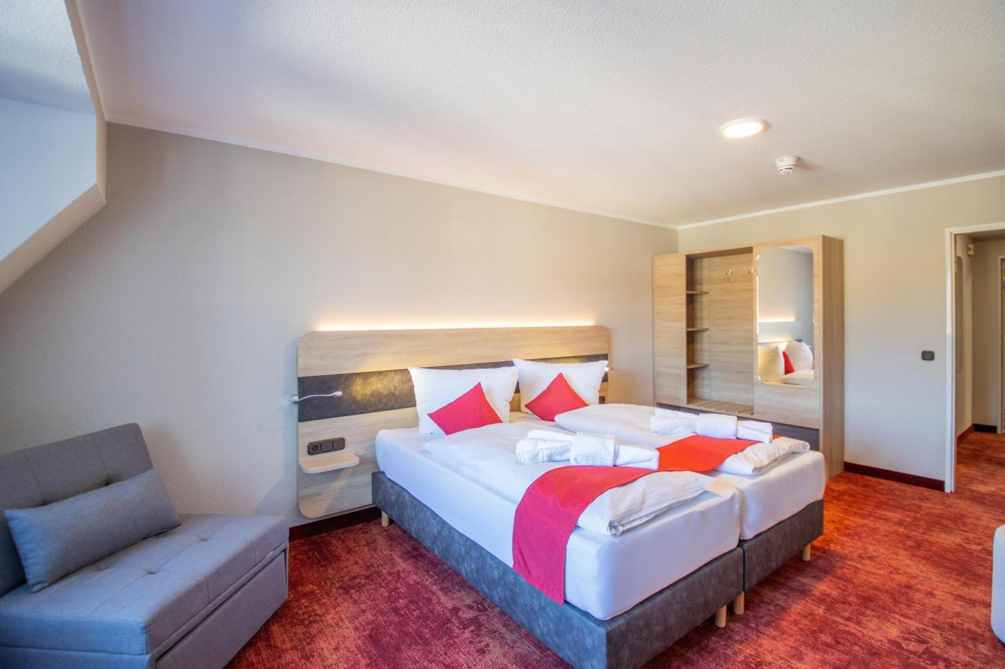 Hotel Lengenfelder Hof Lengenfeld  Экстерьер фото