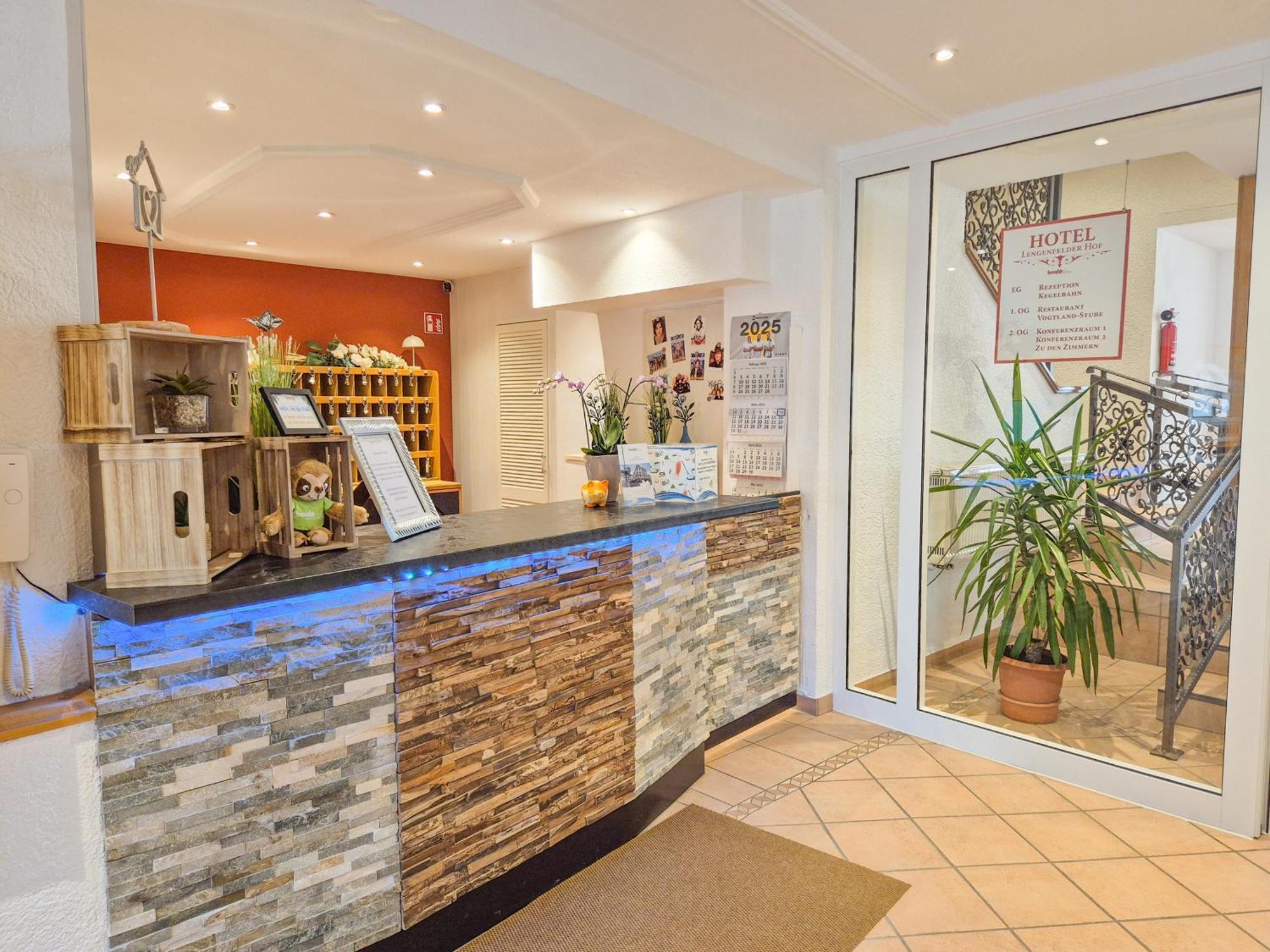 Hotel Lengenfelder Hof Lengenfeld  Экстерьер фото