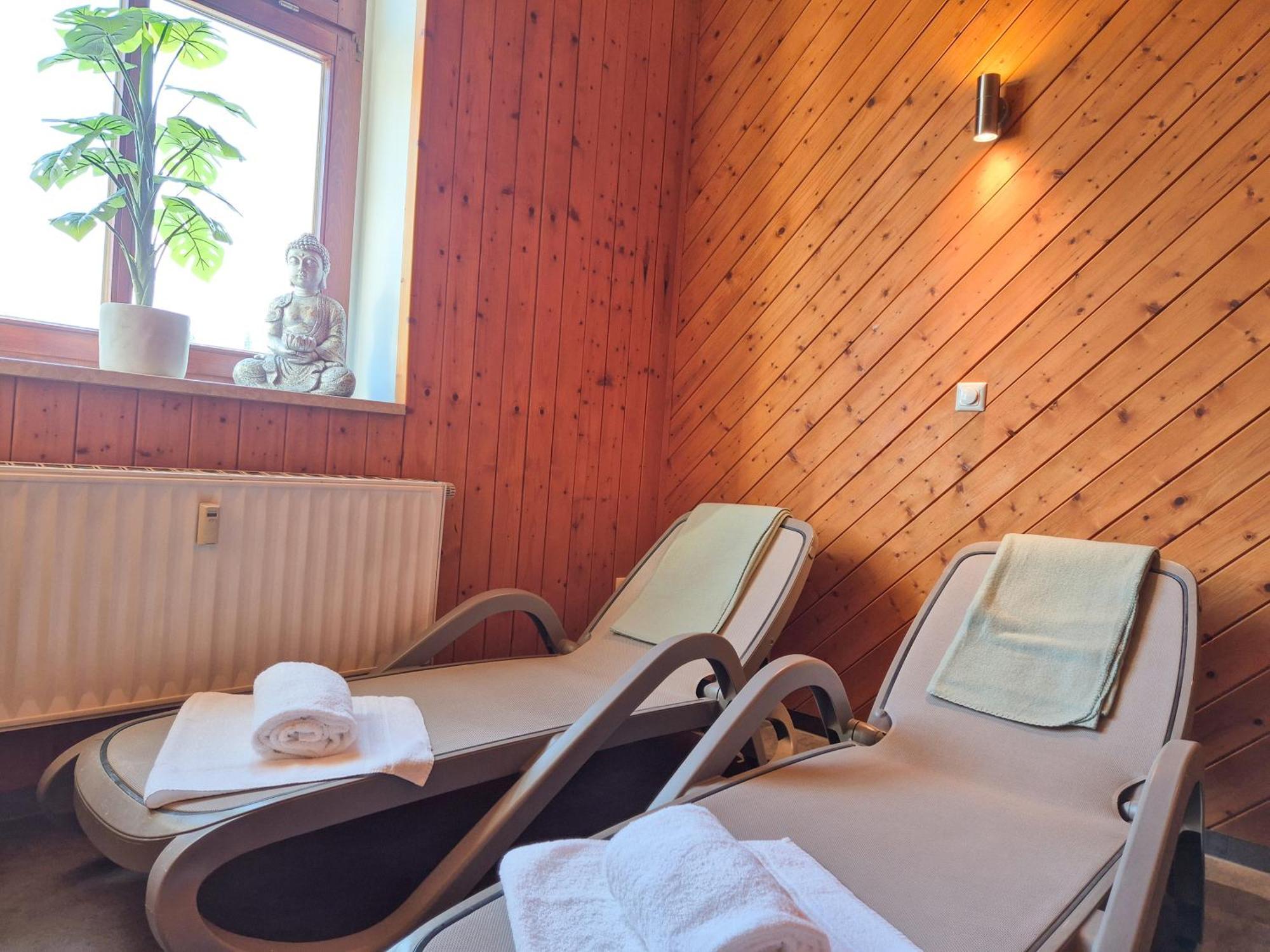 Hotel Lengenfelder Hof Lengenfeld  Экстерьер фото